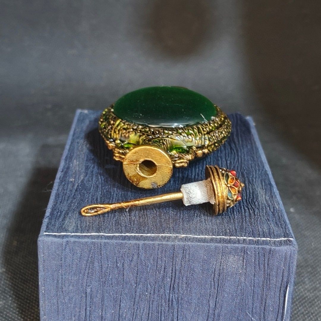 Vintage Collection Inside Pain - Vintage Collectible Bottles ulasan dan harga